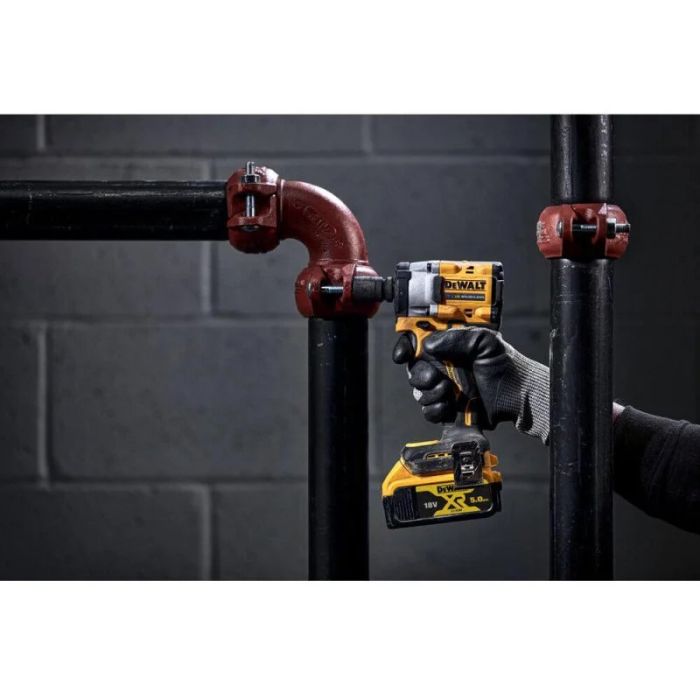 Гайковерт ударний акумуляторний DeWALT XR Li-Ion 18В 610Нм 1400-2500об/хв 3550уд/хв 1/2" кейс TSTAK 1.1кг без АКБ та ЗП
