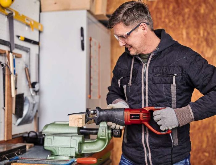 Пила шабельна Einhell TC-AP 690 E 690Вт пропил 115мм хід 20мм 2.2кг