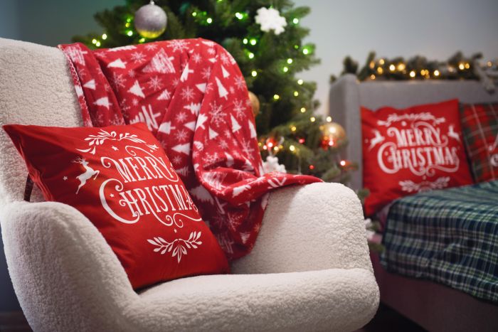 Плед Ardesto Christmas Fleece 130x160см, 100% полиэстер, заснеженные елки