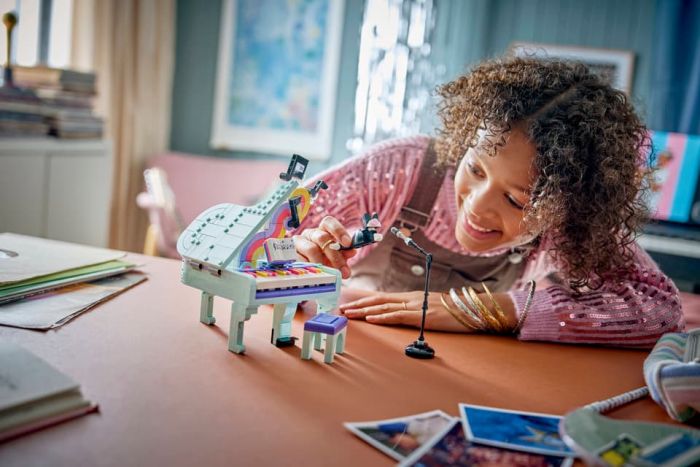 Конструктор LEGO Creator Музичний декор «Фортепіано з котом»