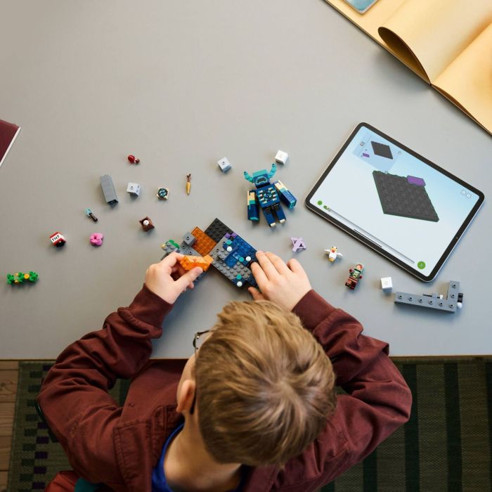 Конструктор LEGO Minecraft Встреча с Защитником