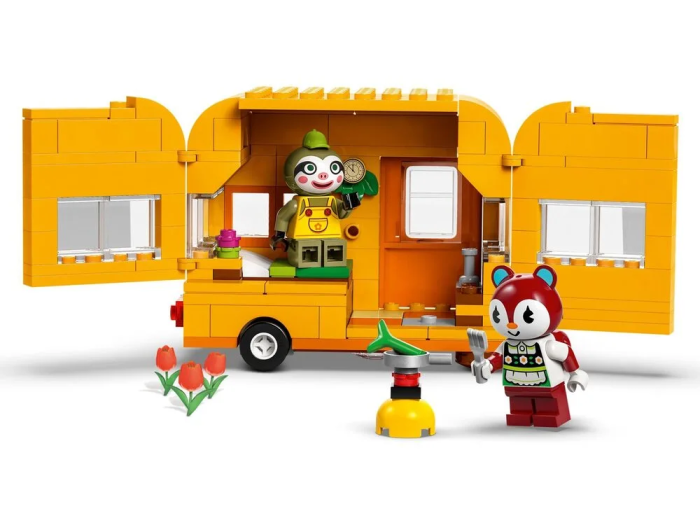 Конструктор LEGO Animal Crossing Садовый магазин и караван, который пренадлежит Leif