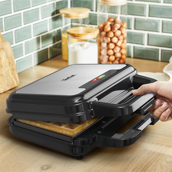 Мультимейкер Tefal UltraCompact 3in1 700Вт, тефлон, 3 пластины, корпус-металл, черно-серый