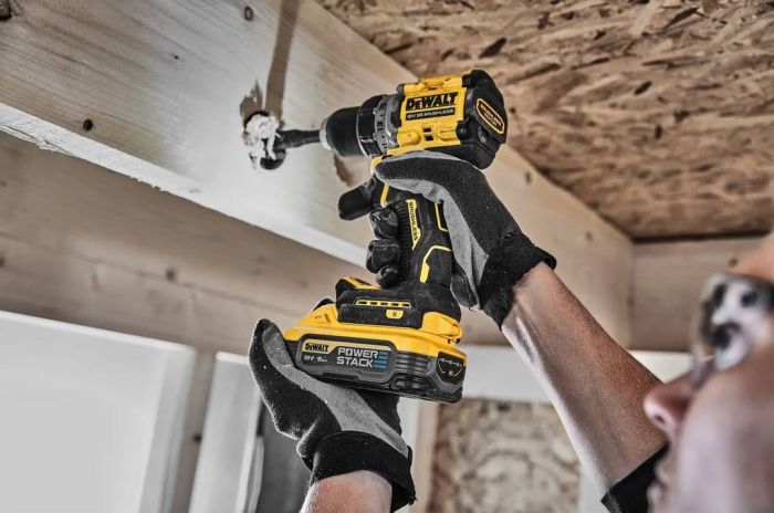 Шуруповерт-дрель аккумуляторная DeWALT XR Li-Ion PowerStack 18В 2х5А·час 90Нм 0-650·0-2000об/мин кейс ЗП 1.28кг