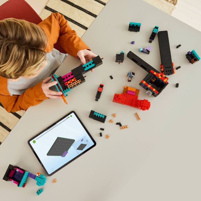 Конструктор LEGO Minecraft  Башня Эндермена