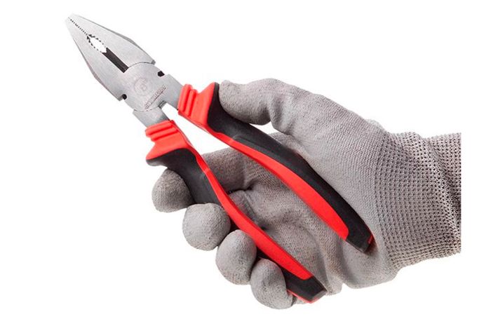 Плоскогубці Intertool 200 мм фосфат (NT-0120)