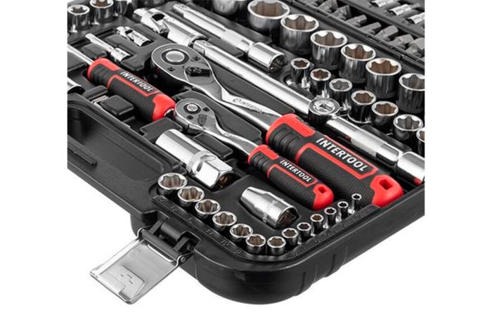 Набір інструменту Intertool 1/4" x 1/2" 110 од. Storm (ET-8110)