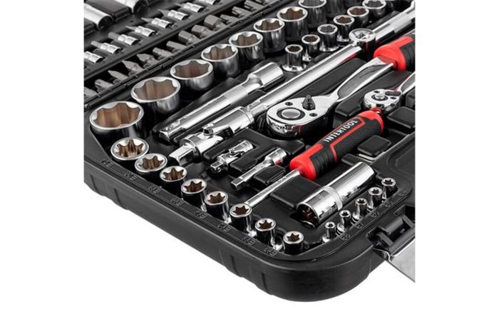 Набор инструмента Intertool 1/4" x 1/2" 110 ед. Storm (ET-8110)