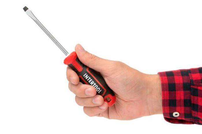Отвертка Intertool SL6 x 100 мм Storm (VT-3410)